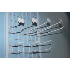 hanger ram ( cantolan besi chrome)