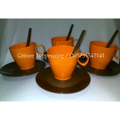 tupperware ( moment cup set)