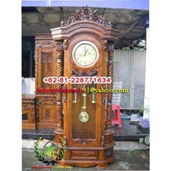 almari jam hias selendang