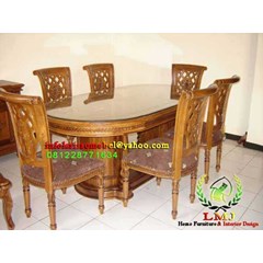 tarantula dining table and chair set