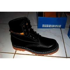 caterpiller black
