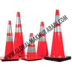 rubber traffic cone / kerucut karet