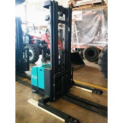 stacker electric