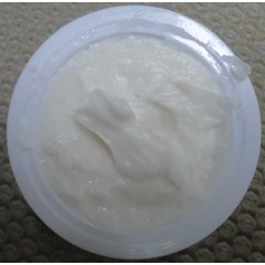 krim anti jerawat
