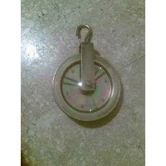 katrol / kerekan besar