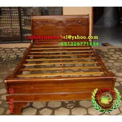 small sleigh bed