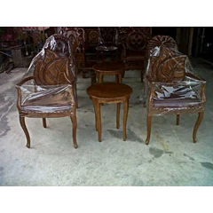 kursi teras daun