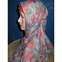 kerudung siang malam bunga pink