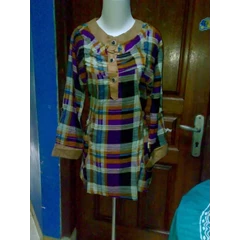 baju atasan kotak biru