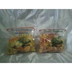 kripik singkong rasa pedas manis
