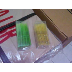 garpu kecil warna-warni