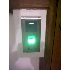 finger frint / mesin absen sidik jari