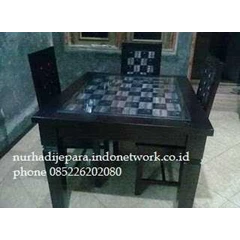 meja makan minimalis obat nyamuk