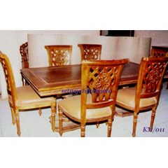 set kursi makan salina mawar
