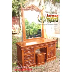 tolet ukir tiara