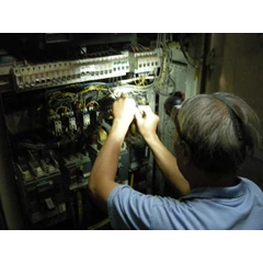 instalasi listrik, mcb, relay