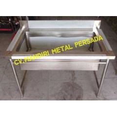 stainless steel pot washink with cross bracing with back splash