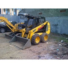 alat berat bekas skid steer / mini loader merk mf 516 thn 2001 , kap 0, 8 m3 import ex jepang