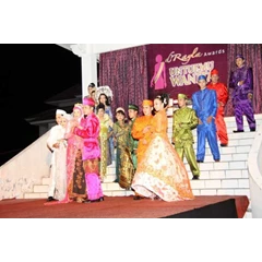 kebaya pengantin
