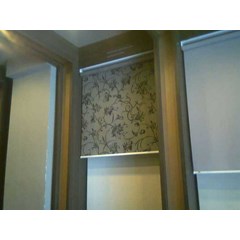 roller blind , vertical blind, wood blind, horizontal blind, roman shade merk onna & shinichi