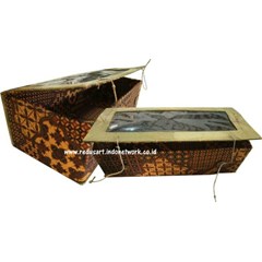 kotak box daun, batik