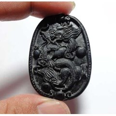 batu giok hitam