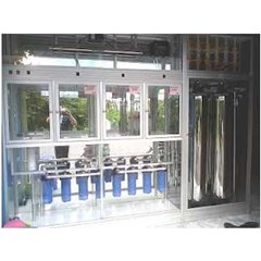 depo air isi ulang & partisi