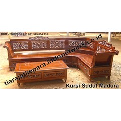 kursi sudut madura