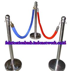 tiang antrian model cantol | tiang antrian stainless tali bludru | tiang antrian tali bludru ( cantol) | tiang antrian tali bludru | tiang pembatas antrian stainless
