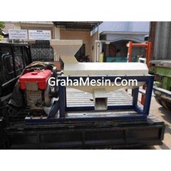 mesin pengurai sabut kelapa