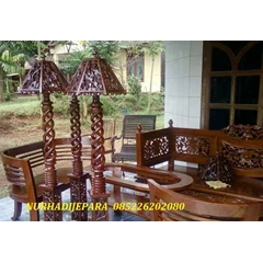 lampu mawr tiang jati