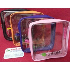 tas koemetik/ industri tas kosmetik/ pembungkus kosmetik/ produksi tas kosmetik