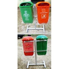 tempat sampah fiber | tong sampah fiber pilah | tempat sampah gantung | tempat sampah fiber pakai tiang | tiang tempat sampah gantung | tempat sampah fiber basah kering | tong sampah organik | tempat sampah fiberglass | pengadaan tempat sampah fiber