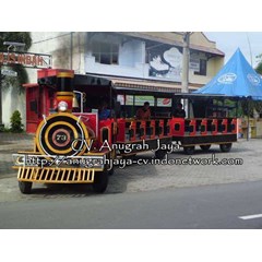 kereta mini kelinci merah klasik