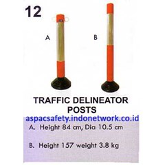 traffic delineator posts