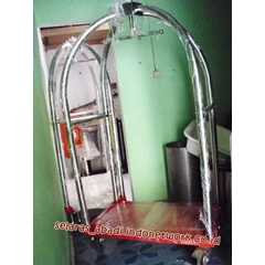 bellman trolley | trolley hotel | bell boy trolley | luggage trolley | trolley hotel karpet merah