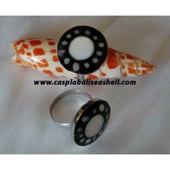seashell ring with stainless / cincin kerang resin dengan stainless