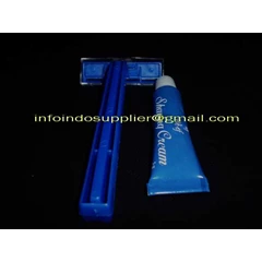 shaving kit
