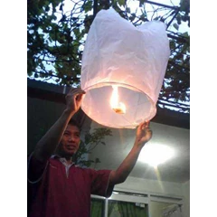 lampion terbang ( sky lantern) diamond