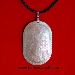 seashell necklace art jewelry / kalung kerang mabe bulat panjang