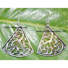 earring mother of pear silver925 / anting perak925 mutiara kerang hitam segitiga