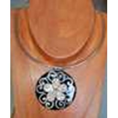 necklace shell indonesia with art / liontin kalung kerang indonesia dengan stainless