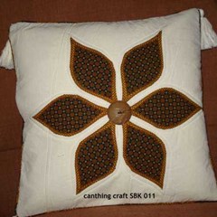 sarung bantal kursi batik 011