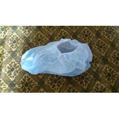 sarung sepatu sekali pakai