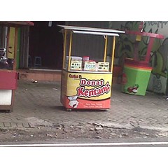 rombong kostum kayu