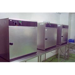 incubators memmert in55
