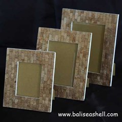 shell frame photo art crafts set / bingkai foto capis gold 