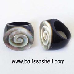 seashell ring jewelry indonesia / perhiasan cincin kerang tahiti dari indonesia