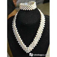 kalung & gelang mutiara tawar ( kgmt 01 )