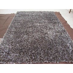 karpet bulu halus dan lembut